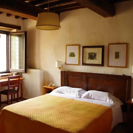 La Campanella Oda ve Kahvaltı Giano dellʼUmbria